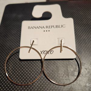 Banana Republic, large hoop earrings, gold.